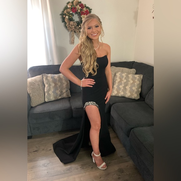 Sherri Hill Dresses & Skirts - Sherri hill 53332 Prom/Formal